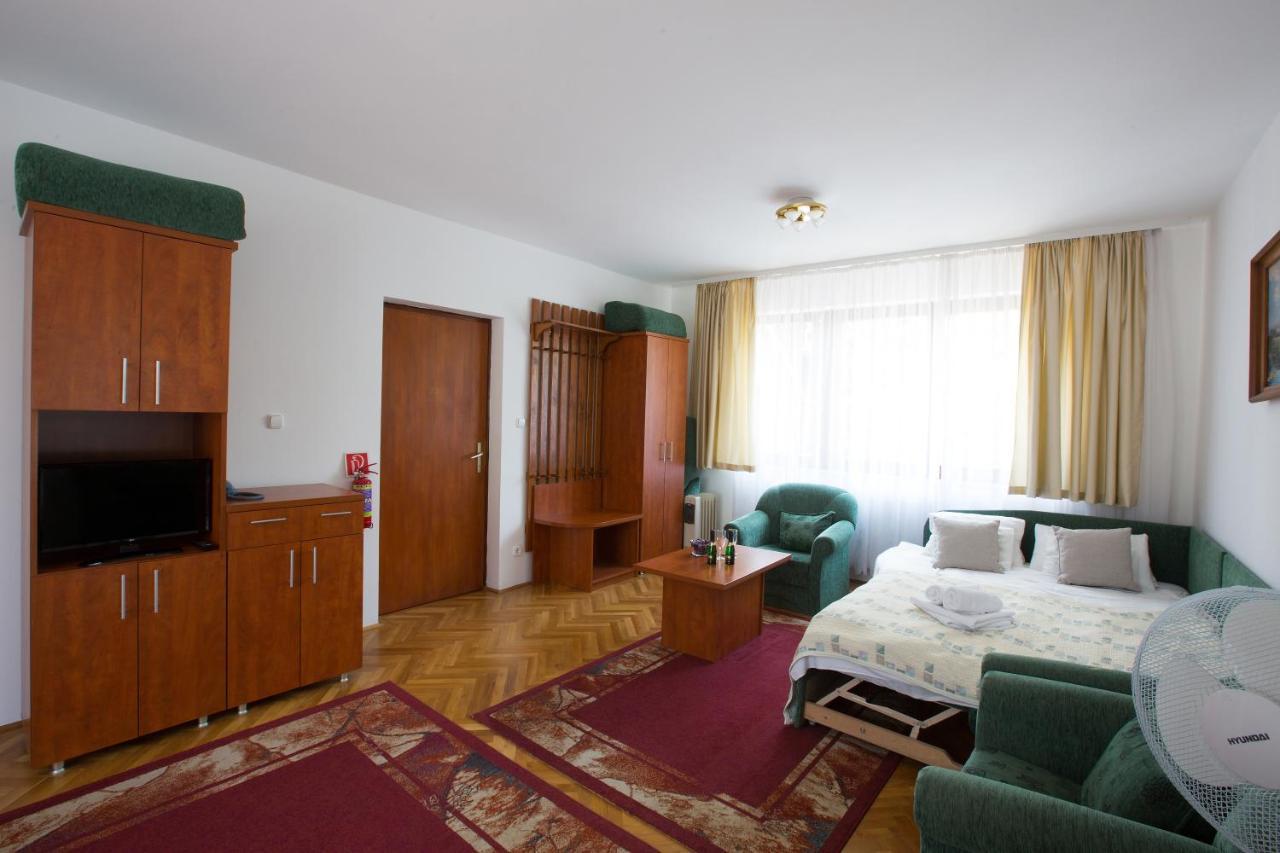 بودابست Helios Hotel Apartments المظهر الخارجي الصورة